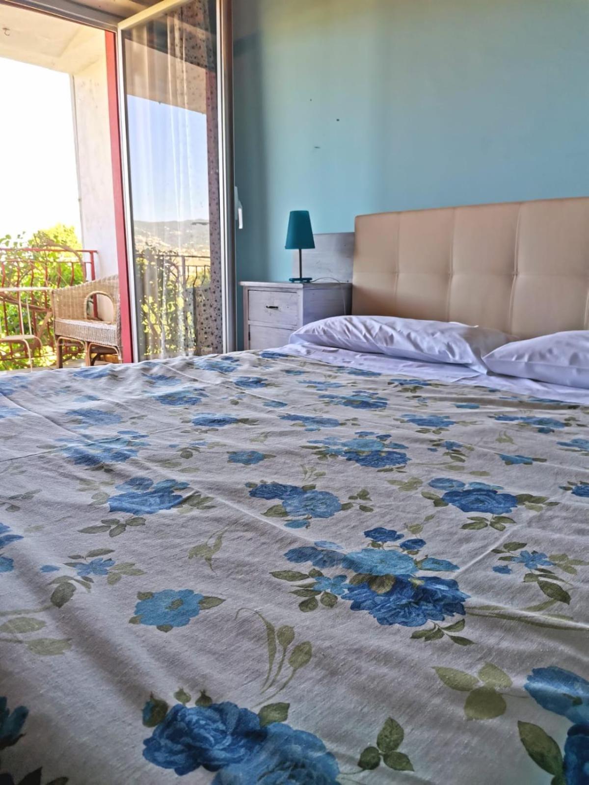 B&B Xenia Mongiove Extérieur photo